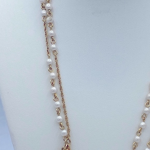 Signed Nolan Miller GoldTone Chain With Faux Pearls And A Pearl Pendant Necklace - Picture 8 of 16